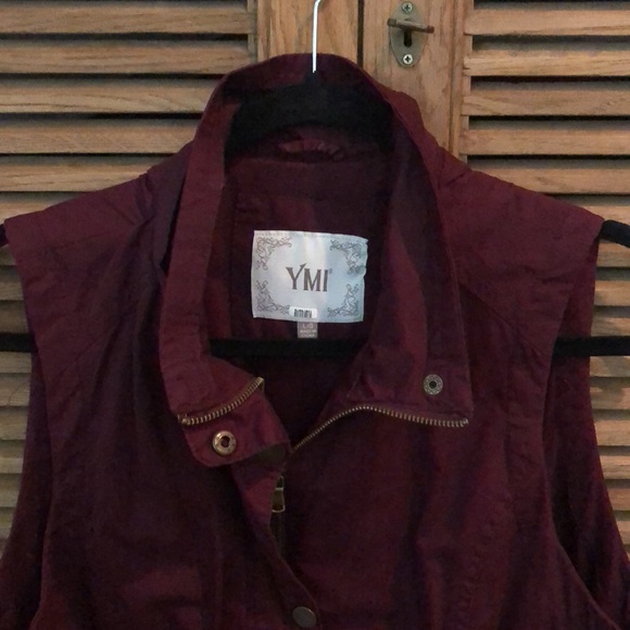Drawstring Vest - Picture 3 of 4